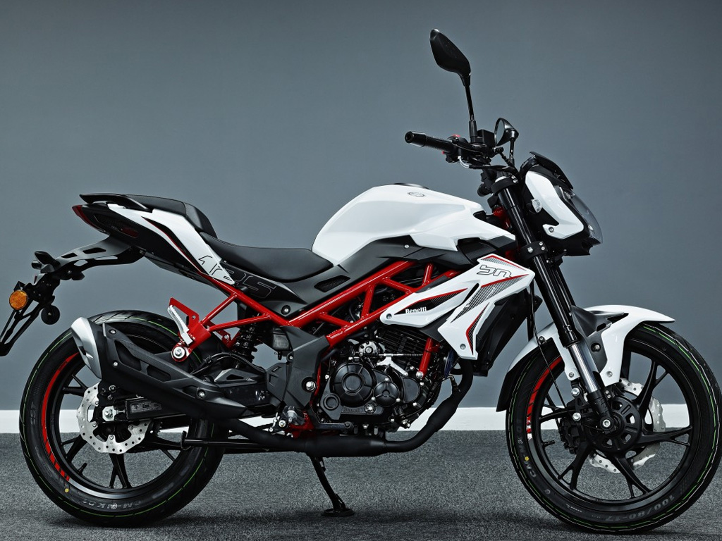 Benelli BN 125 Custom: A Stylish Entry into the World of Motorcycling